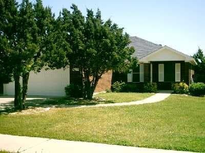 1502  Carriage Hills Trl