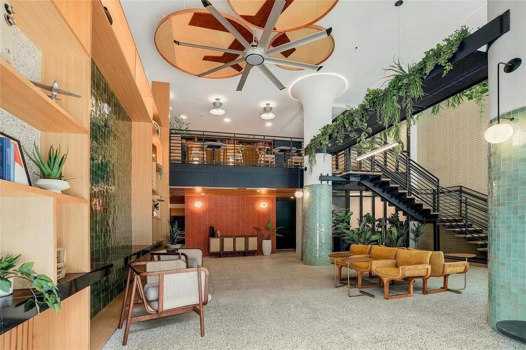 1701 Simond Ave #301