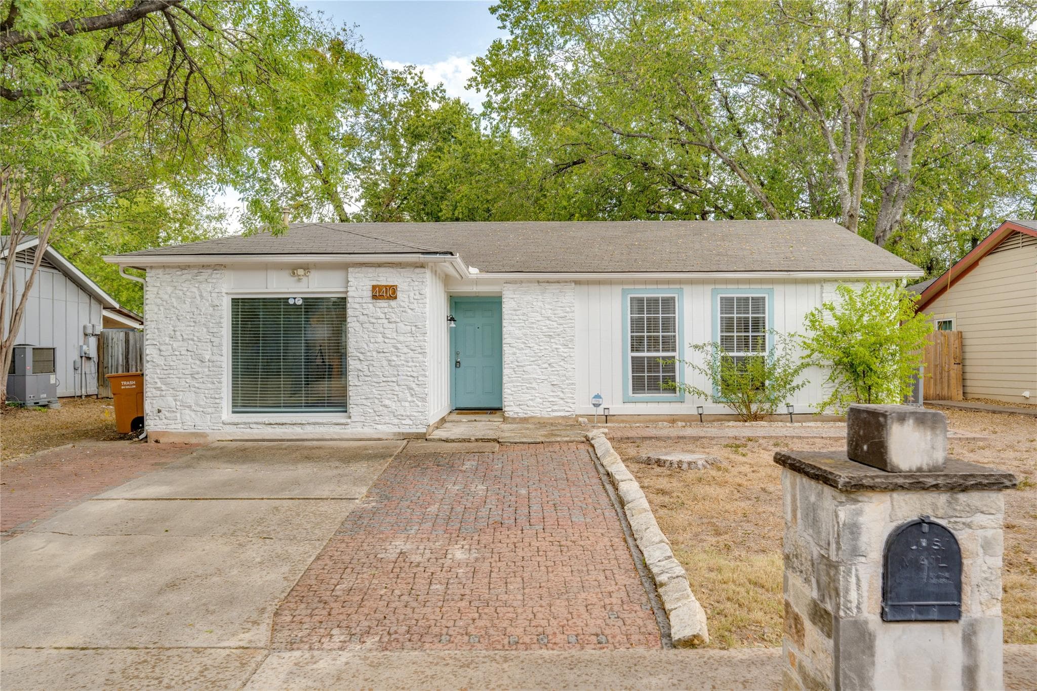 4410 Dove Springs Dr