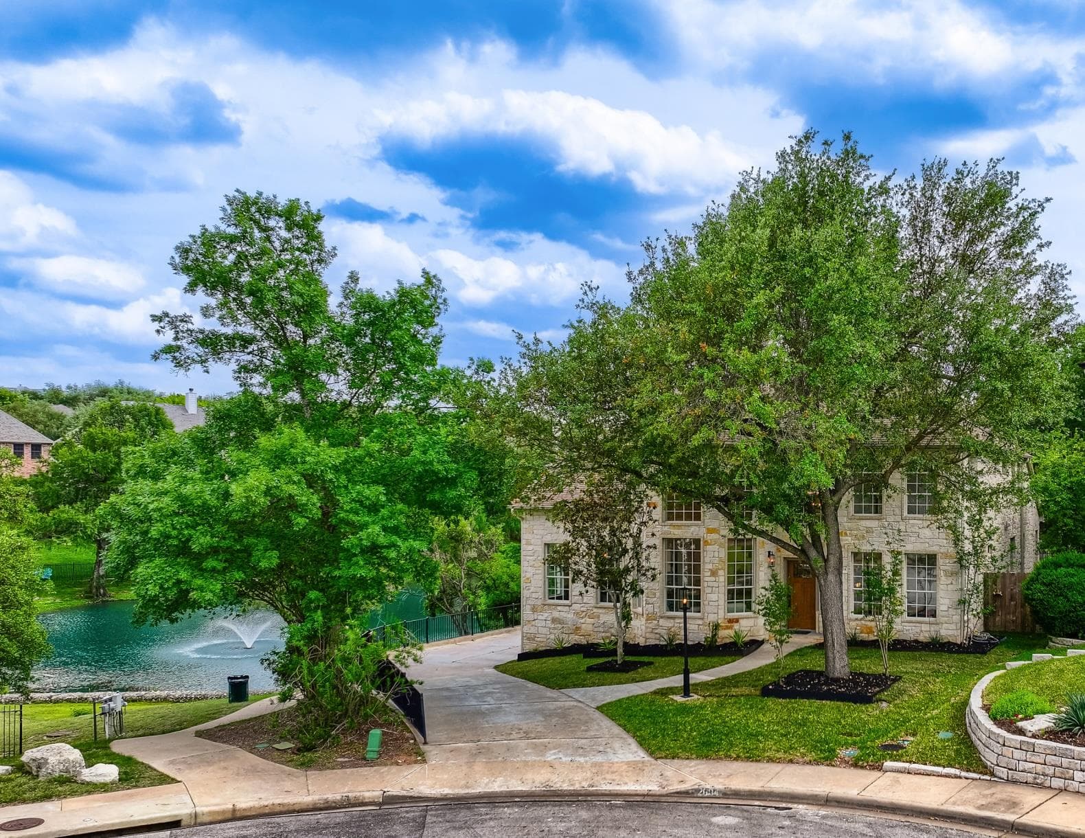 2804  Lenwood Ct