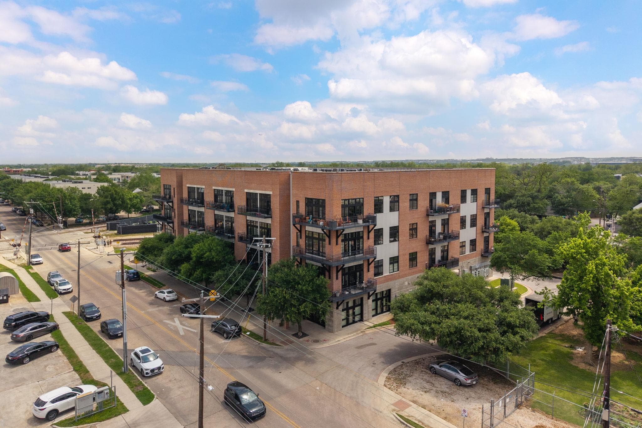 2235 E 6th St  #106
