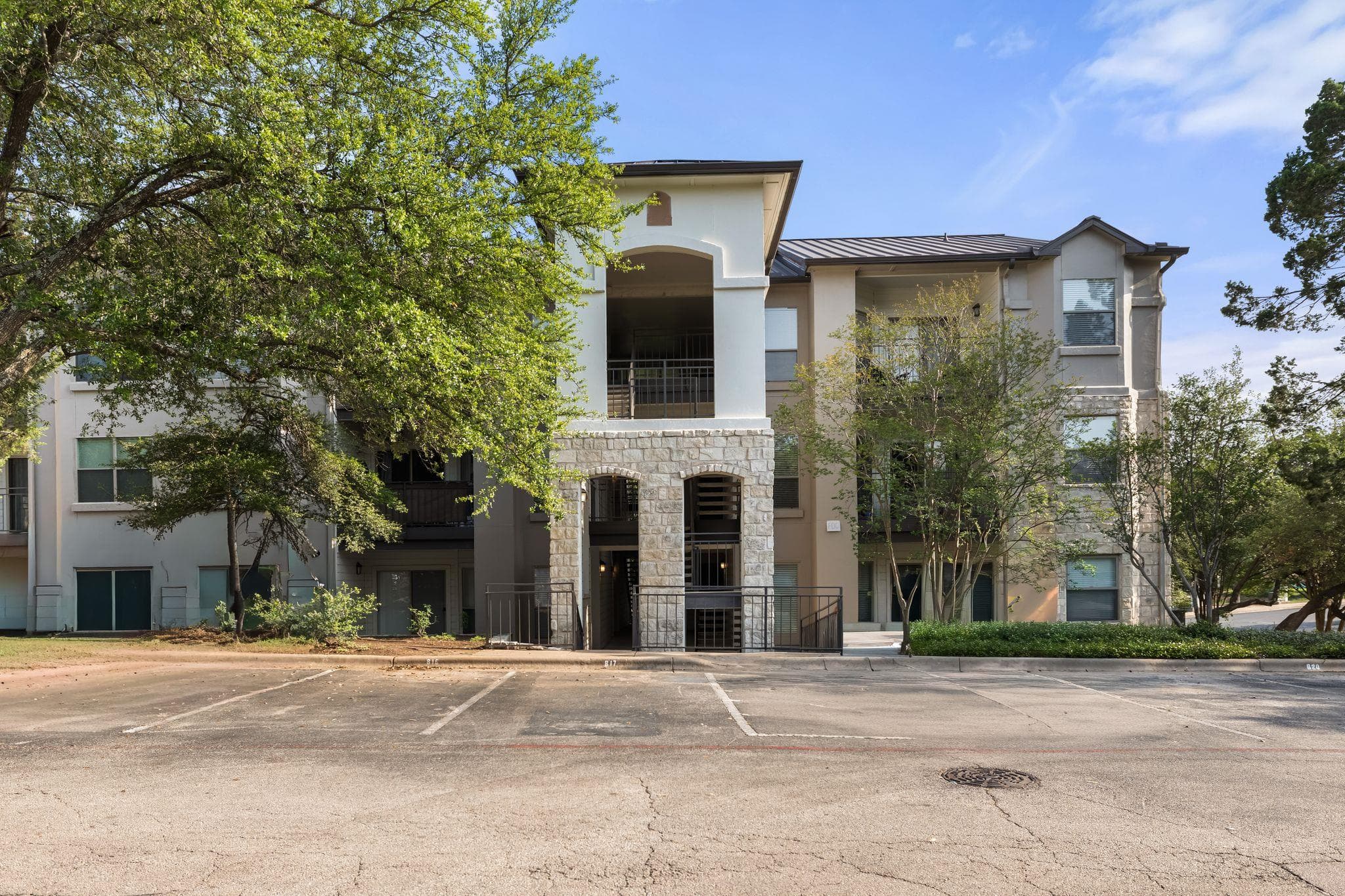 6000  Shepherd Mountain Cv  #219