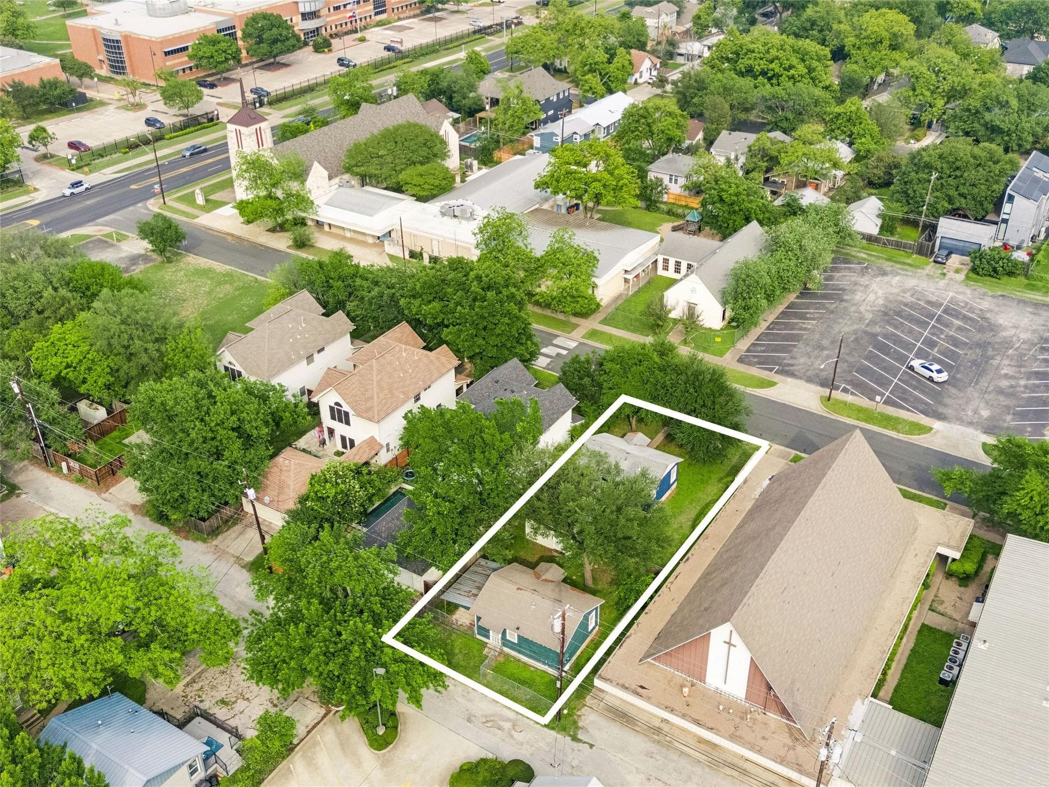 4408  Maybelle Ave