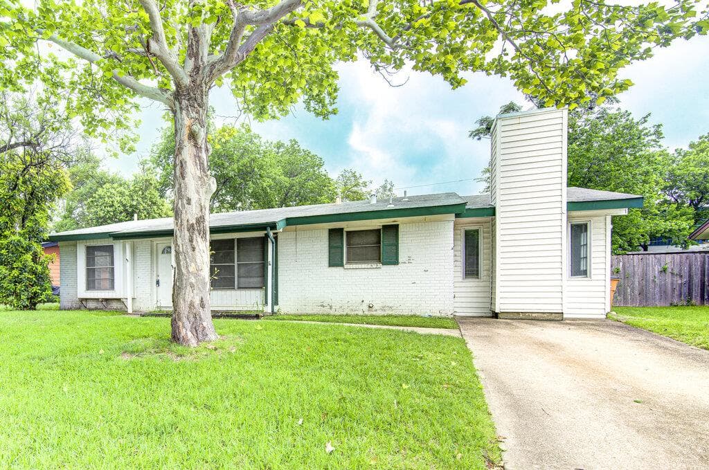 1523  Weyford Dr