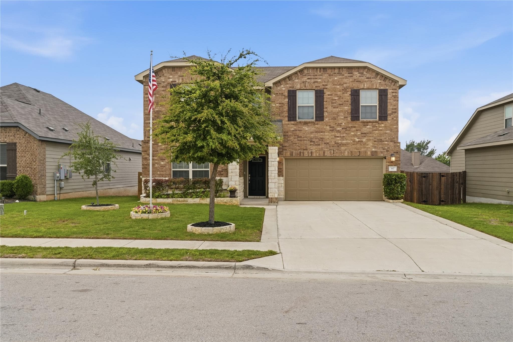 167  Limonite Ln