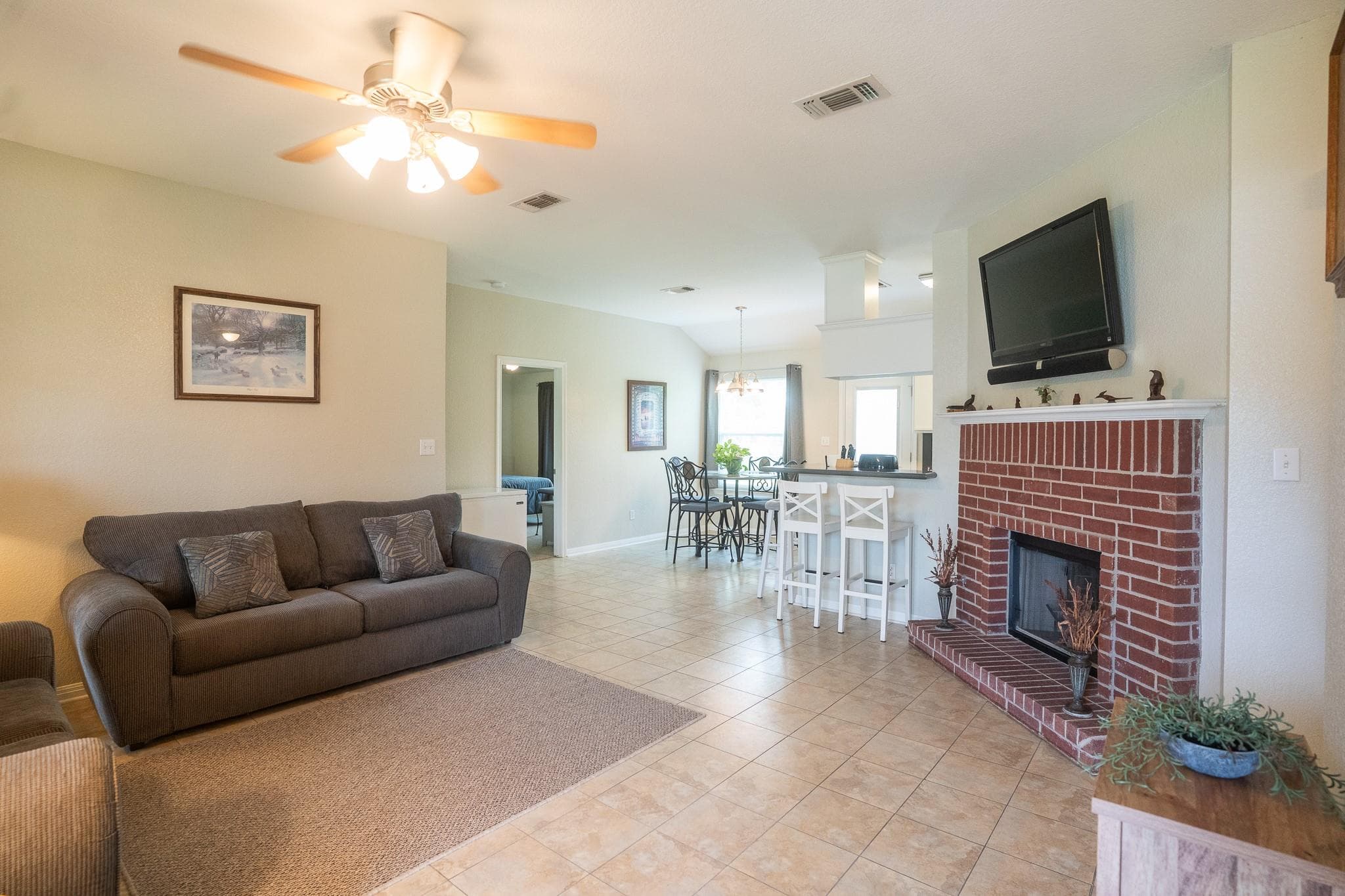 3209  Crystal Cir