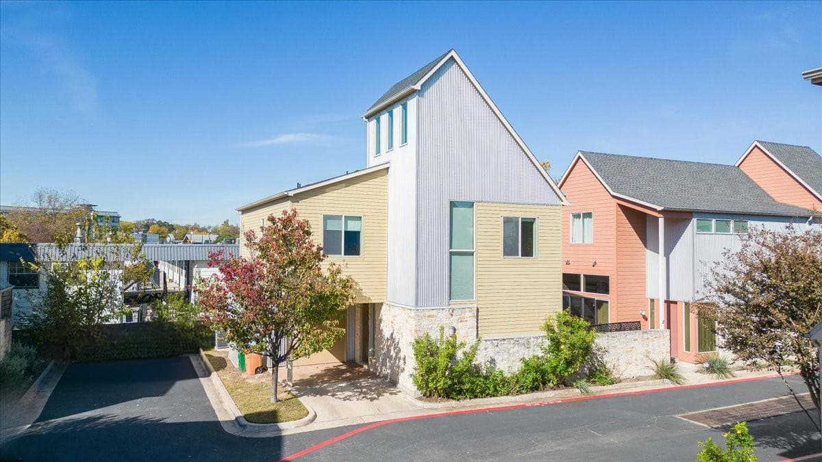 1601 Houston St #3