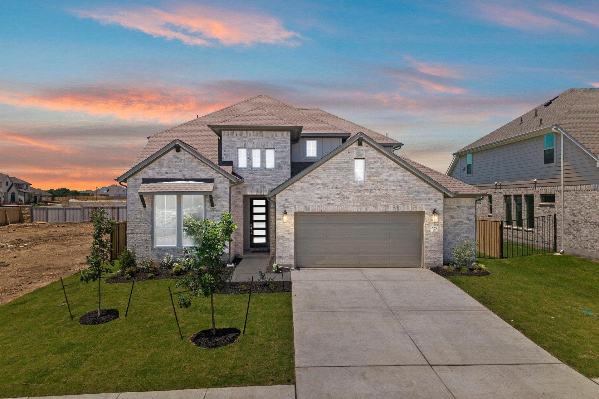 225  Pacific Grove Cir