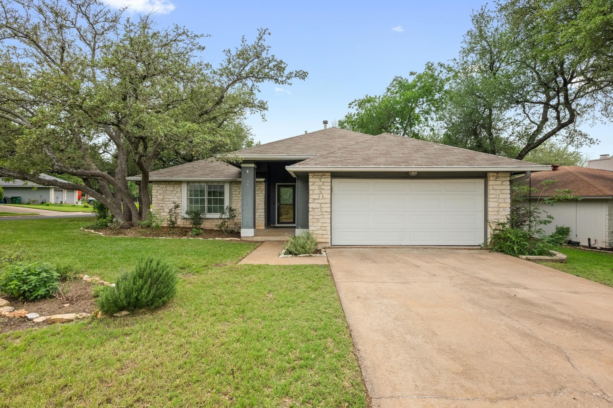 4820  Marblehead Dr