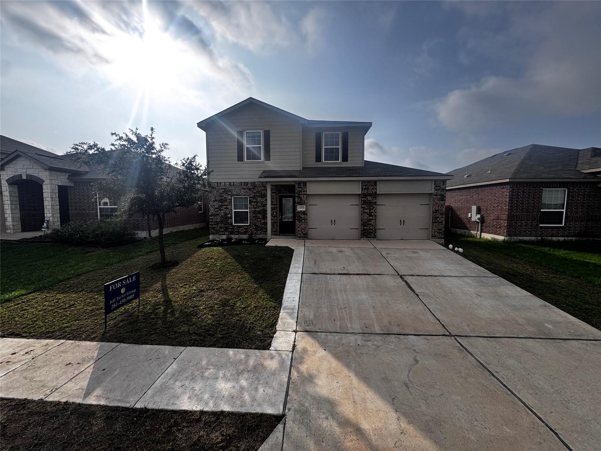 13713  Henry A Wallace Ln