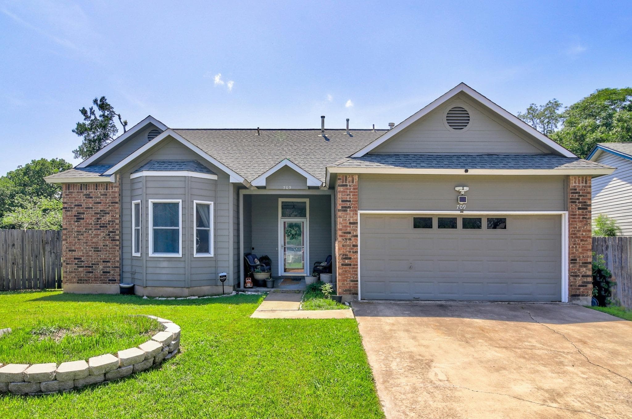 709  Sapling Cv