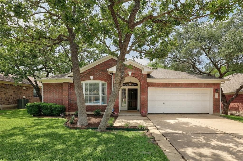 1705  Azalea Dr