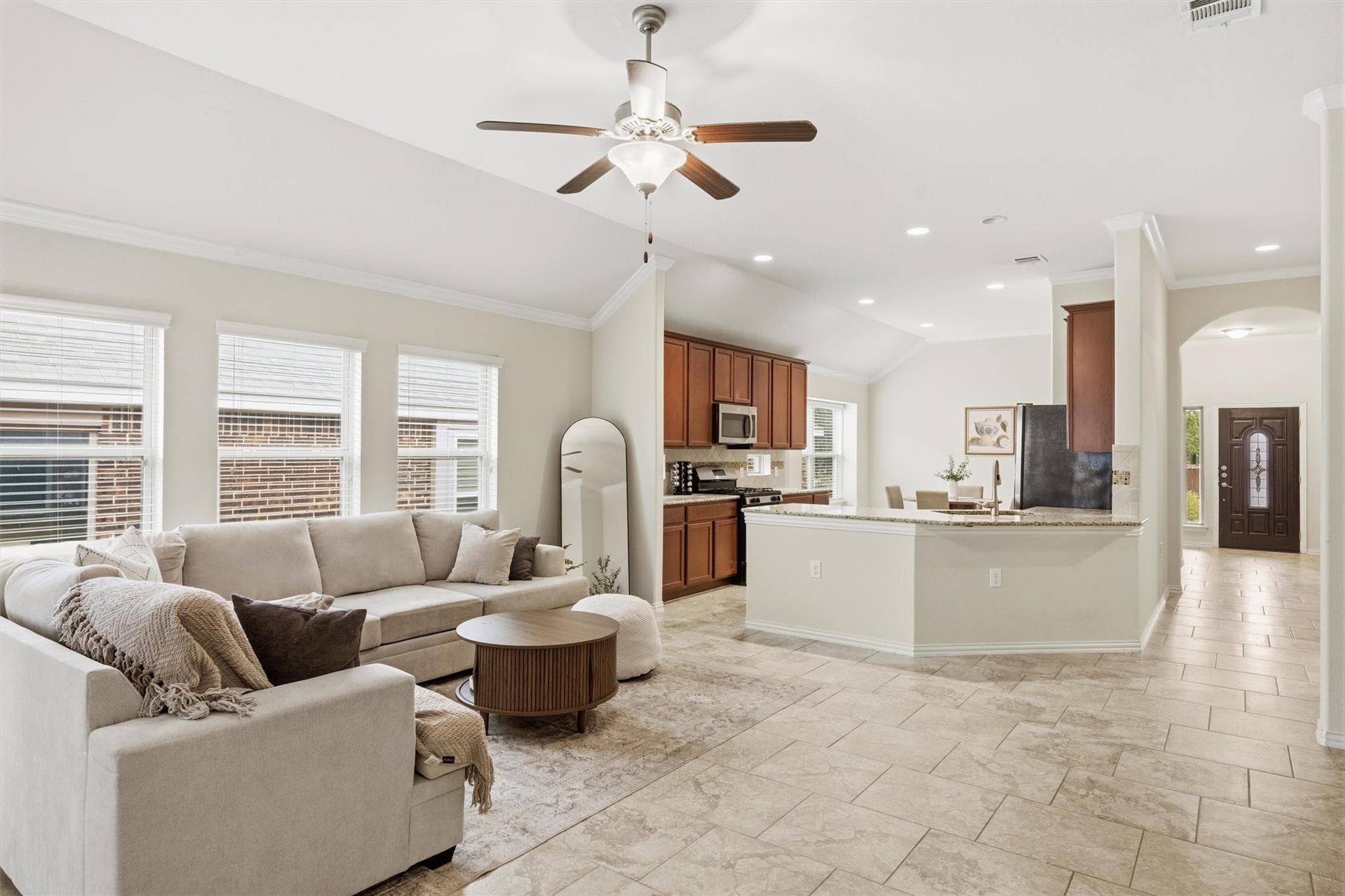 803  Cardenas Ln