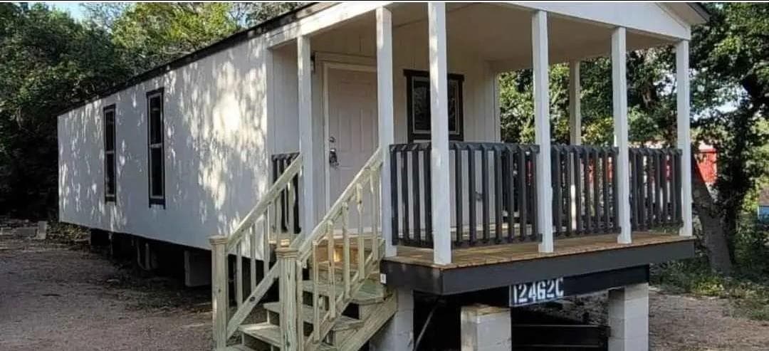 2713  Cory Ln
