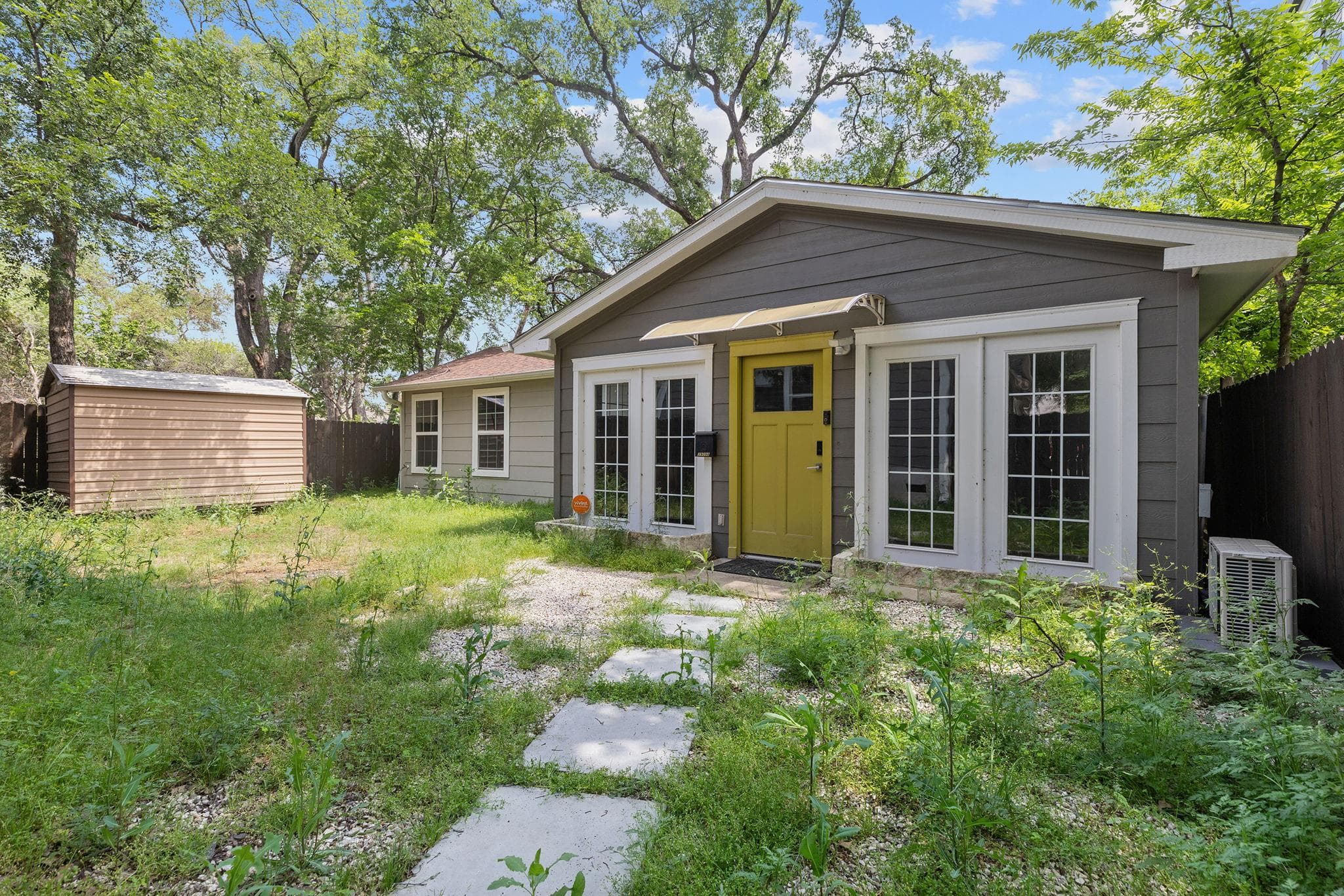 3909  Willbert Rd  #B