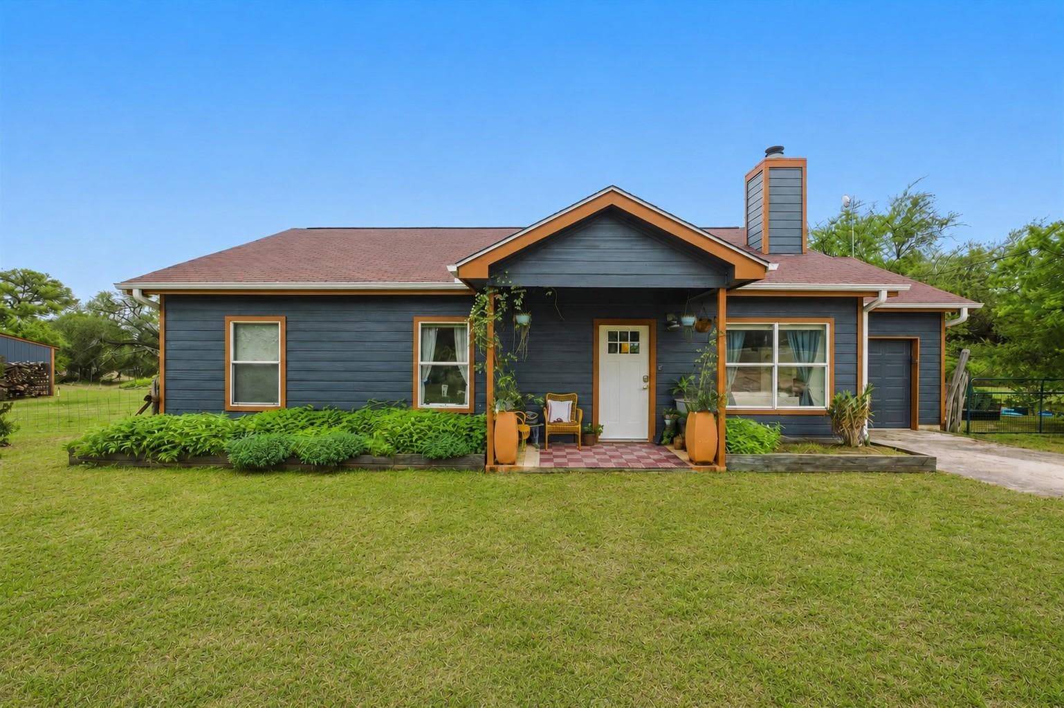 190  Brownson Ln