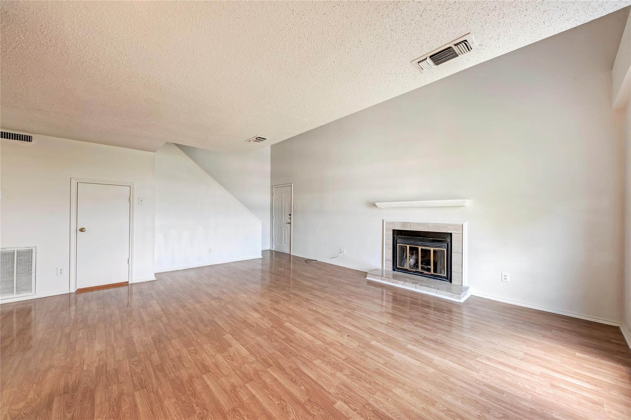 2401  Leon St  #300