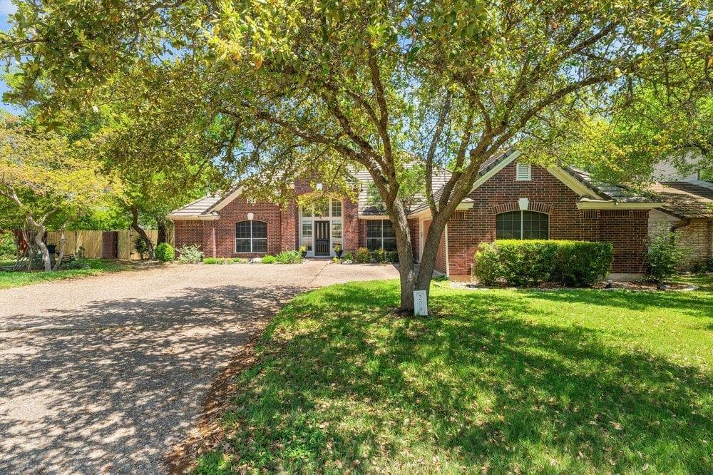 209  El Rio Dr