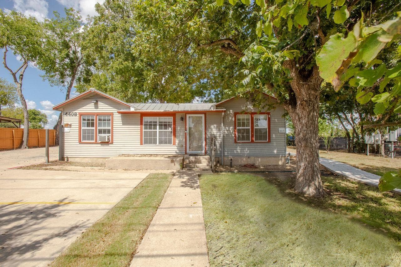 4408 Norwood Ln #FRONT BUILDING #1