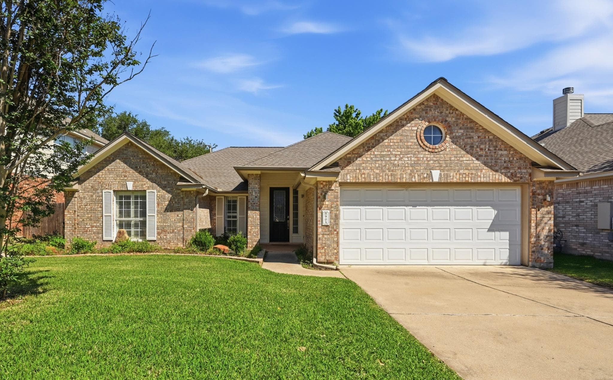 905 Hunters Creek Dr