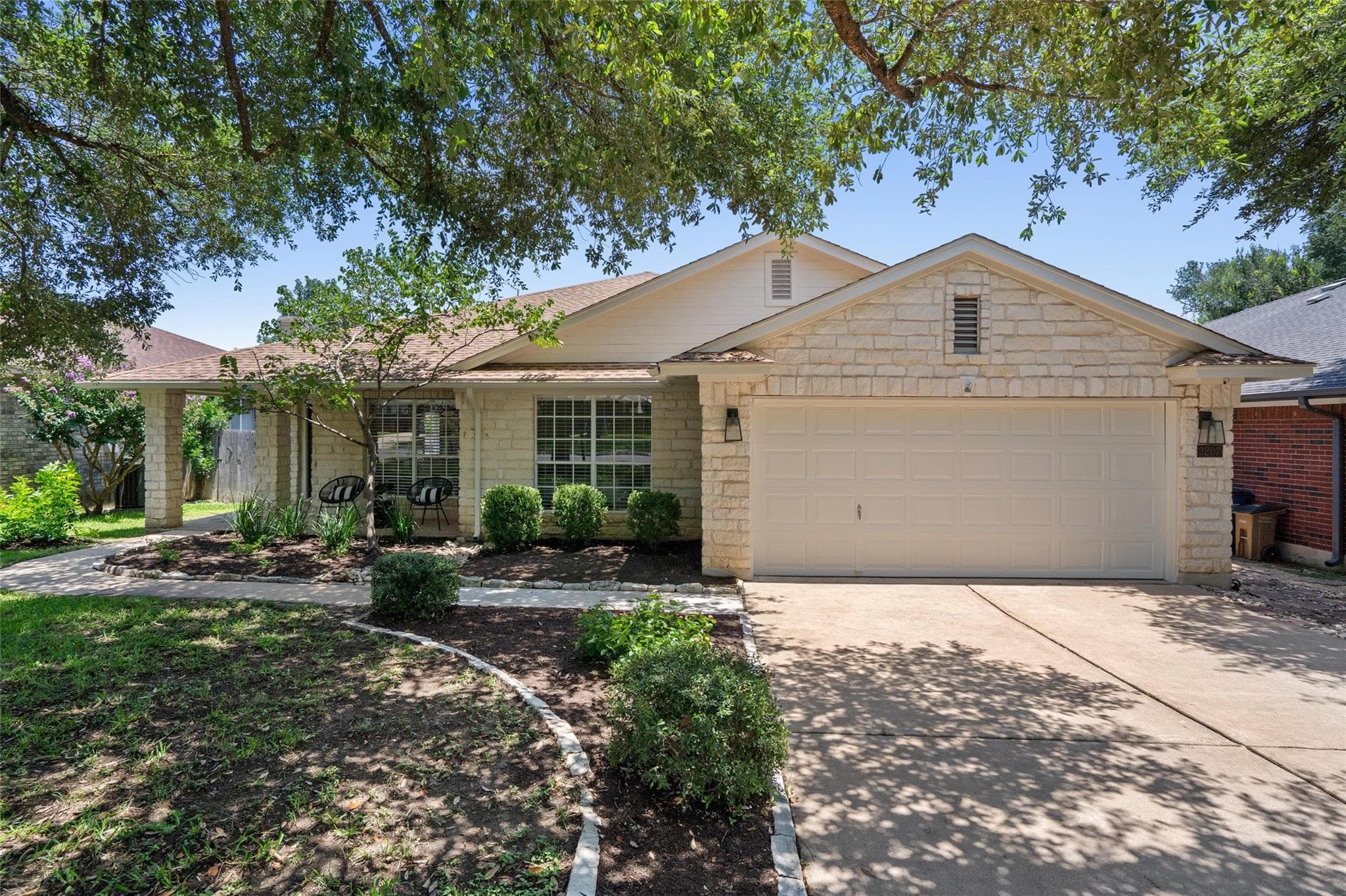3207  Silkgrass Bnd