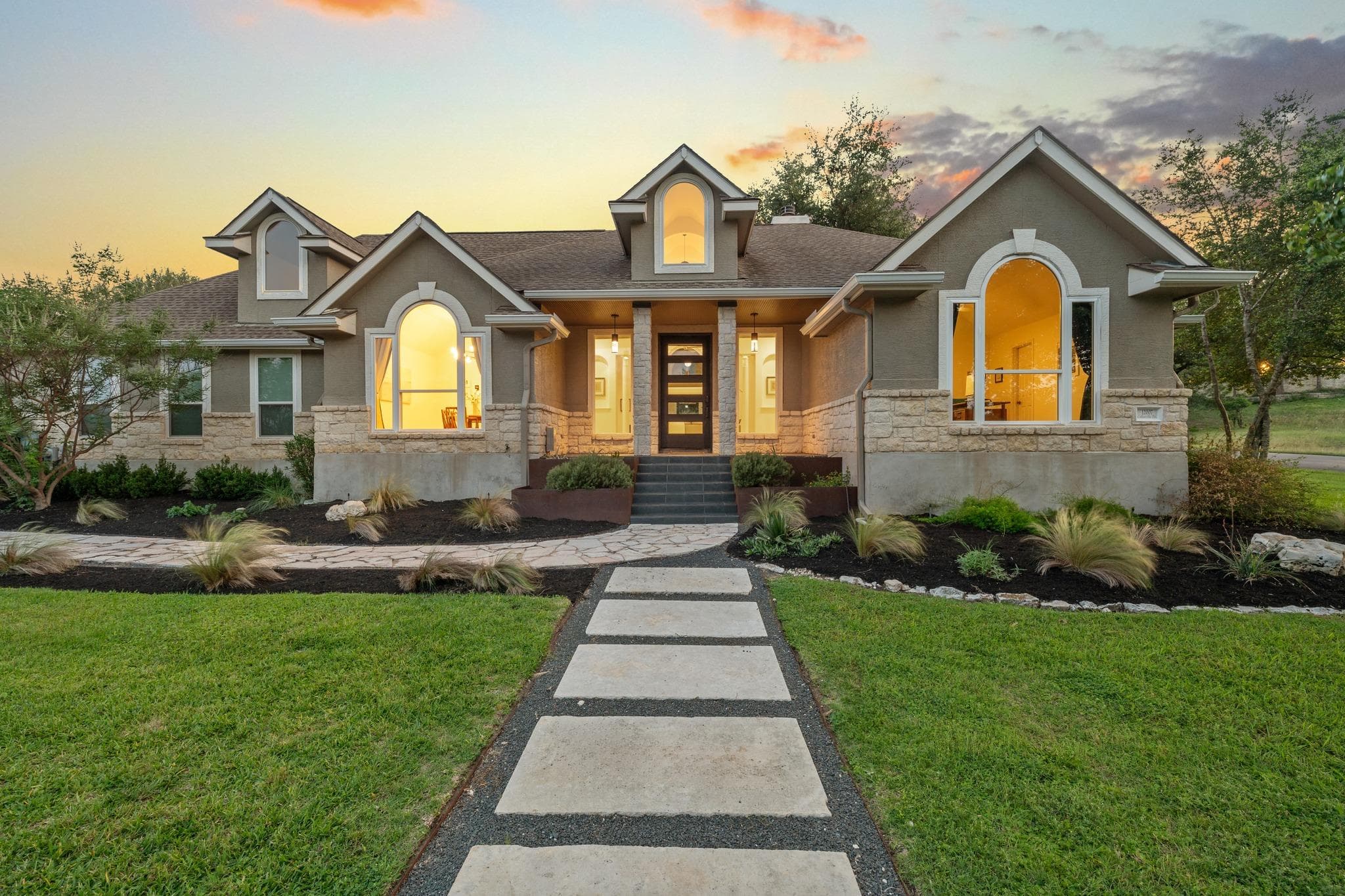 12007  Colleyville Dr