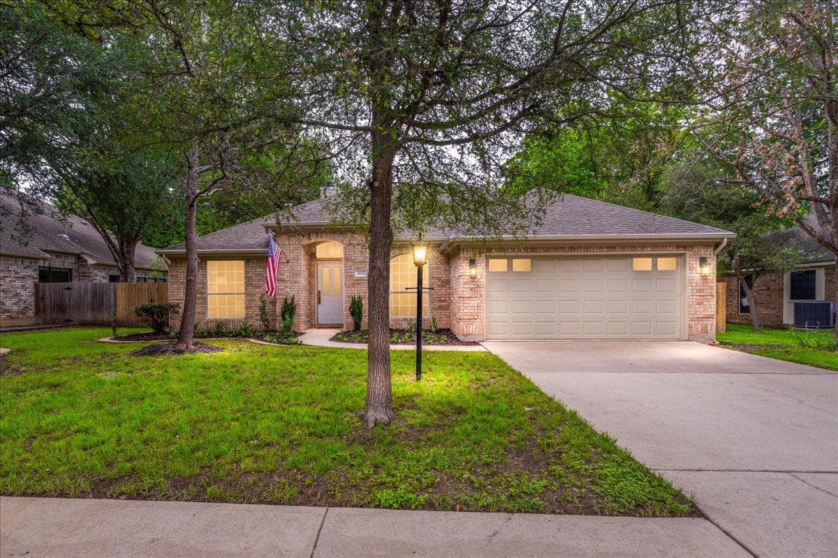 3616  Rocky Ford Dr