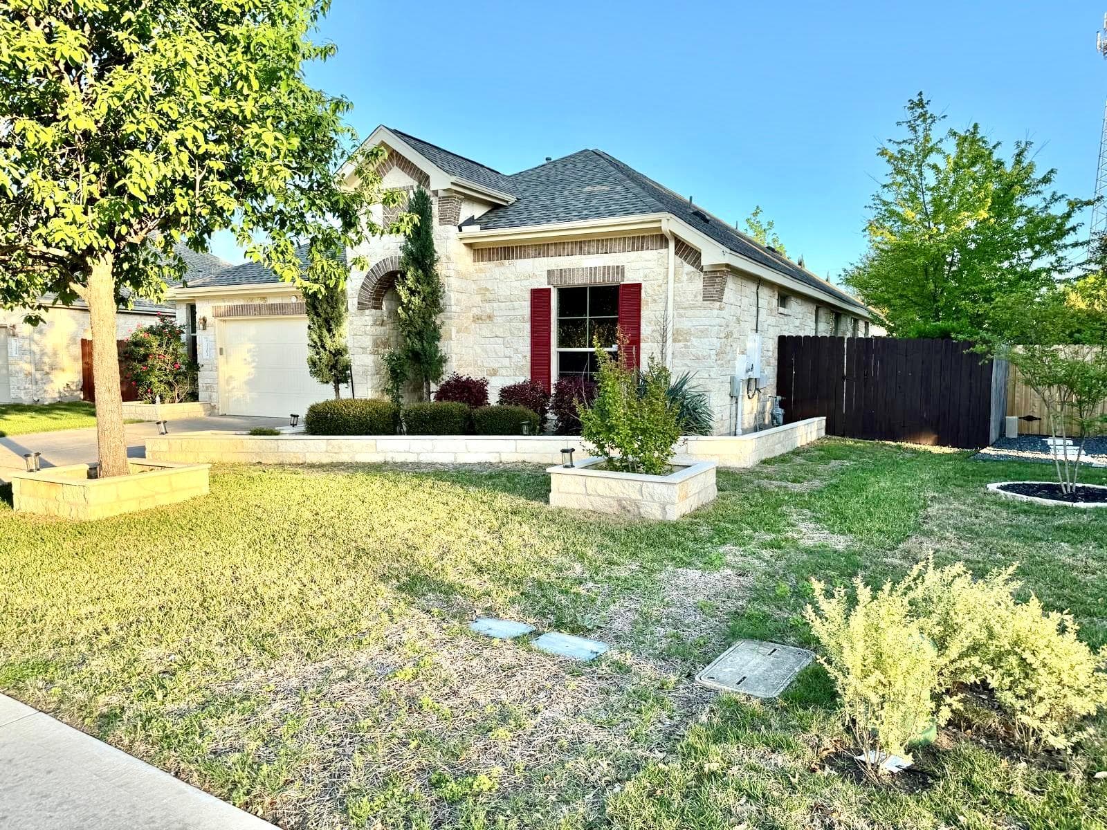 3104  HERRERO Path