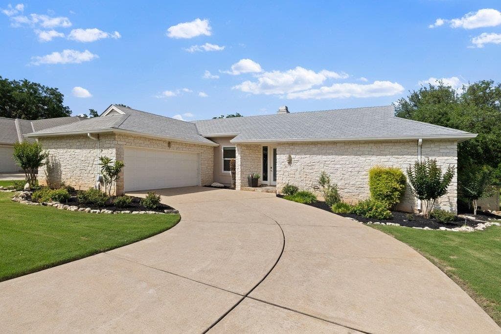 109  Double Eagle Dr  #109