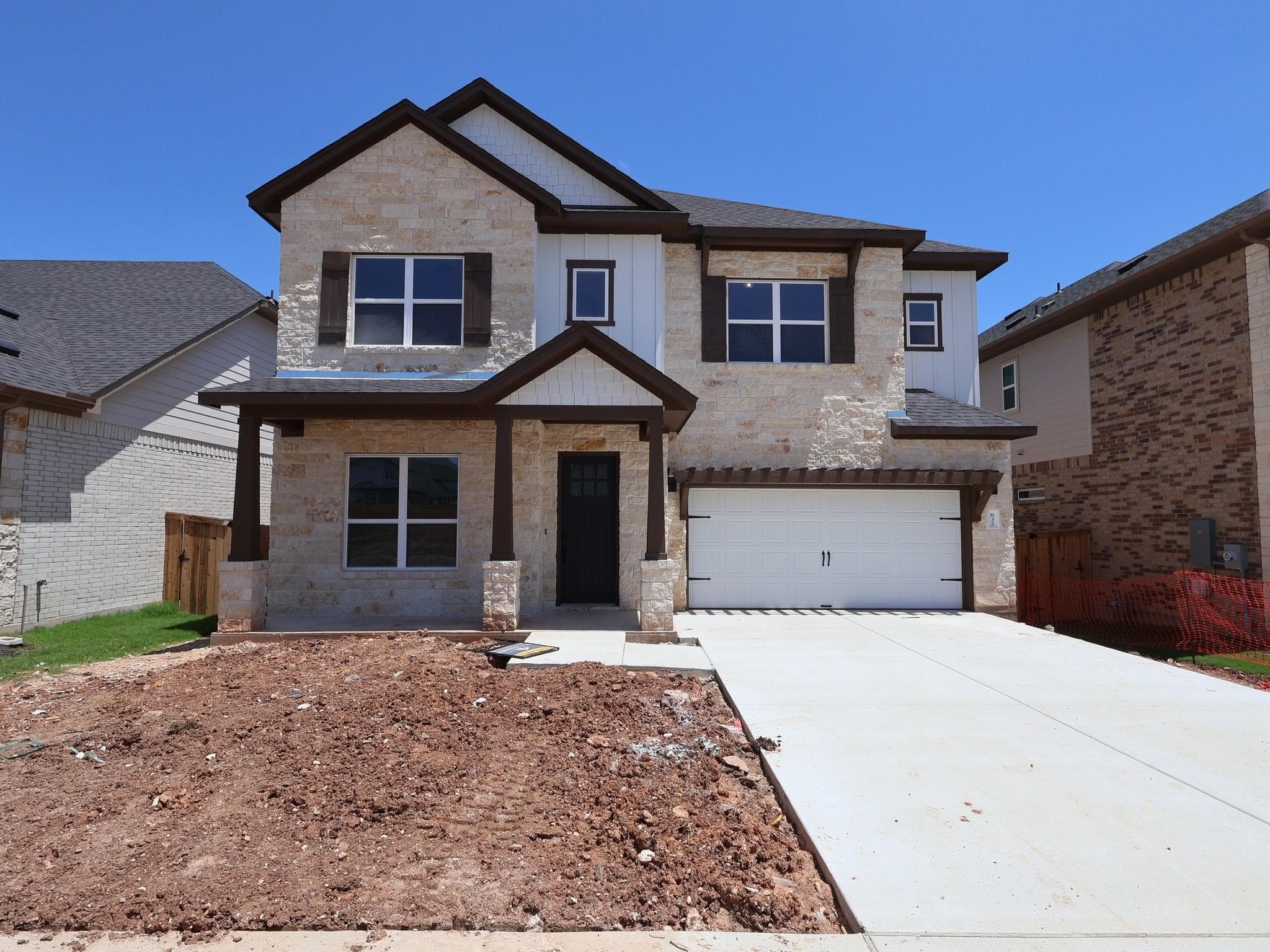 832  Purmela St