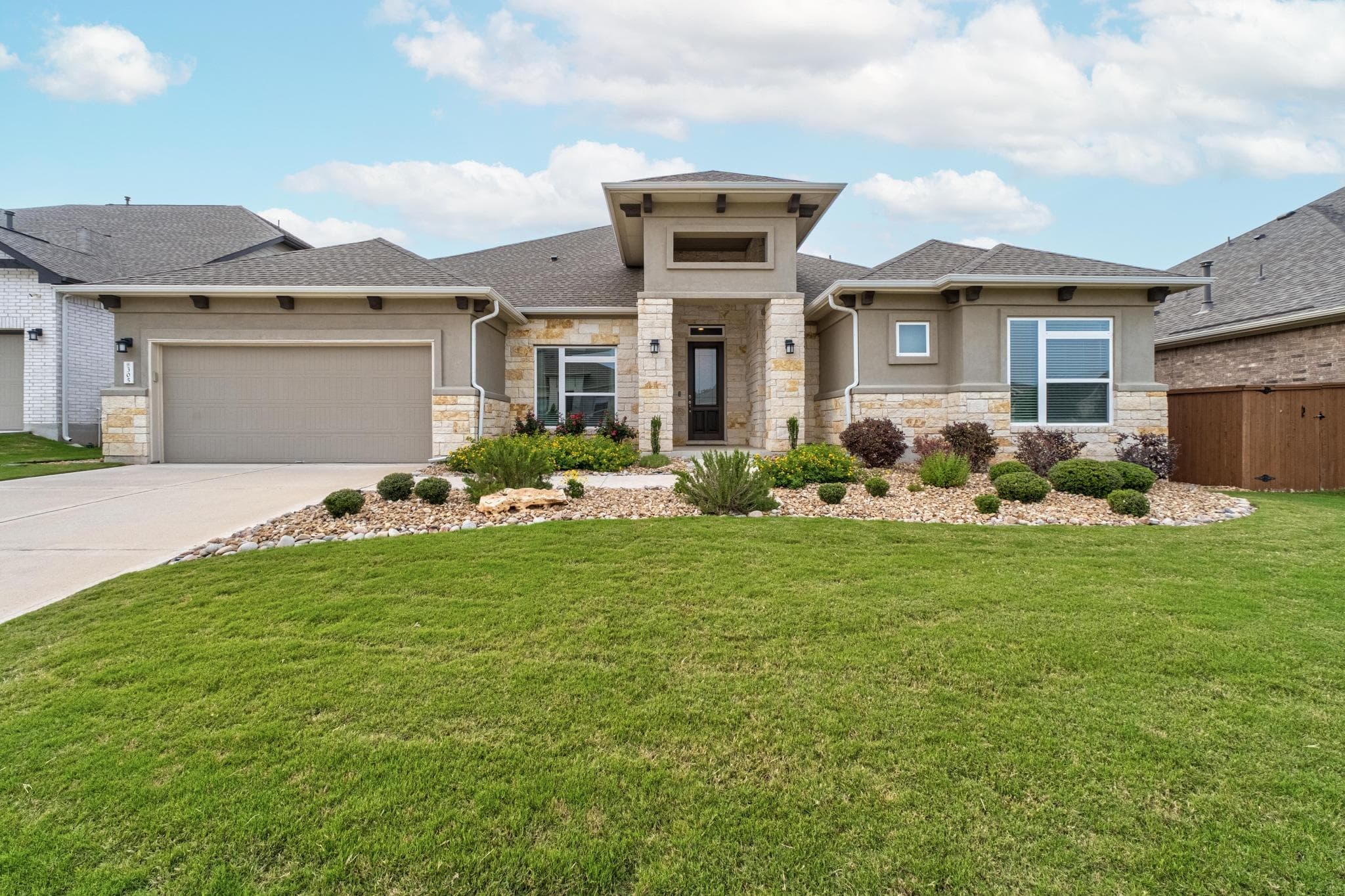 305  Milano Dr
