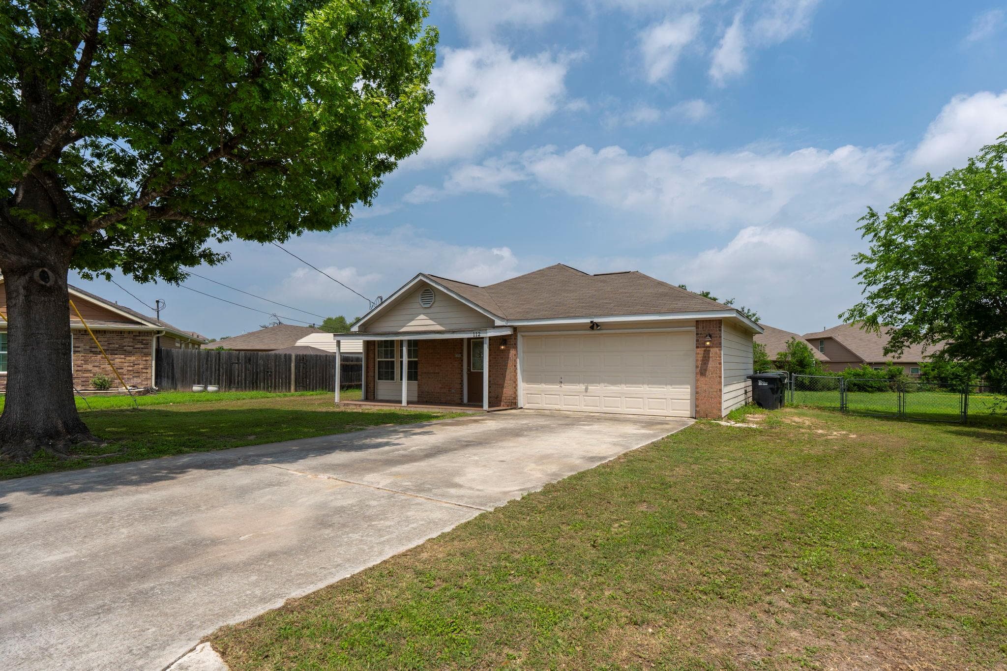 112  Briarwood Ct