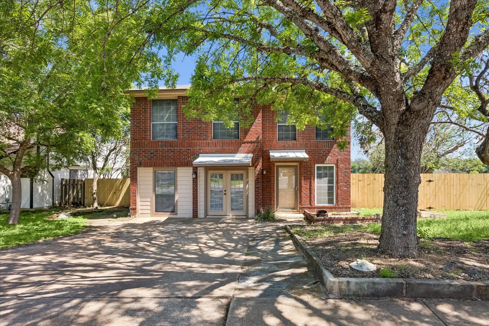 8509  Copano Dr