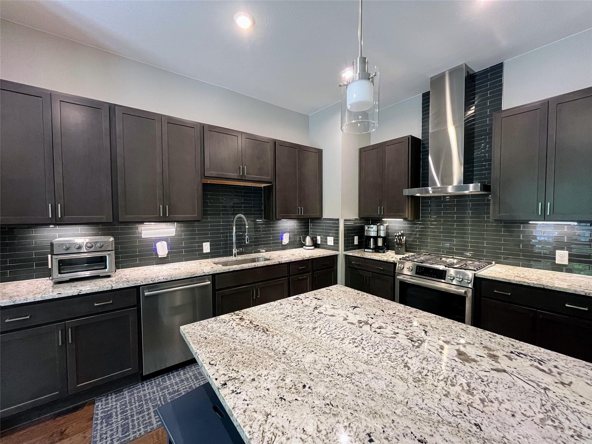 4405  Jackson Ave  #3101