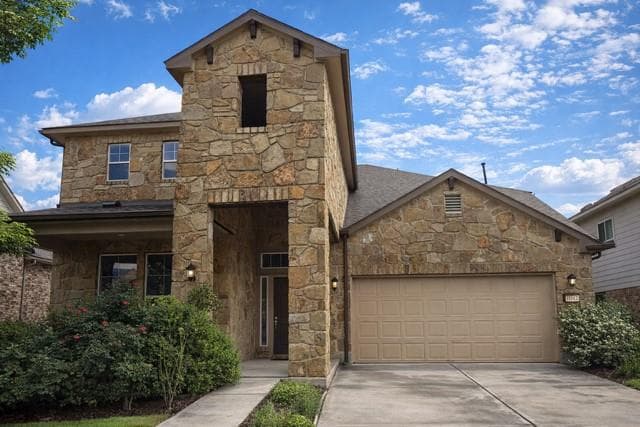 11613  Reading Ct