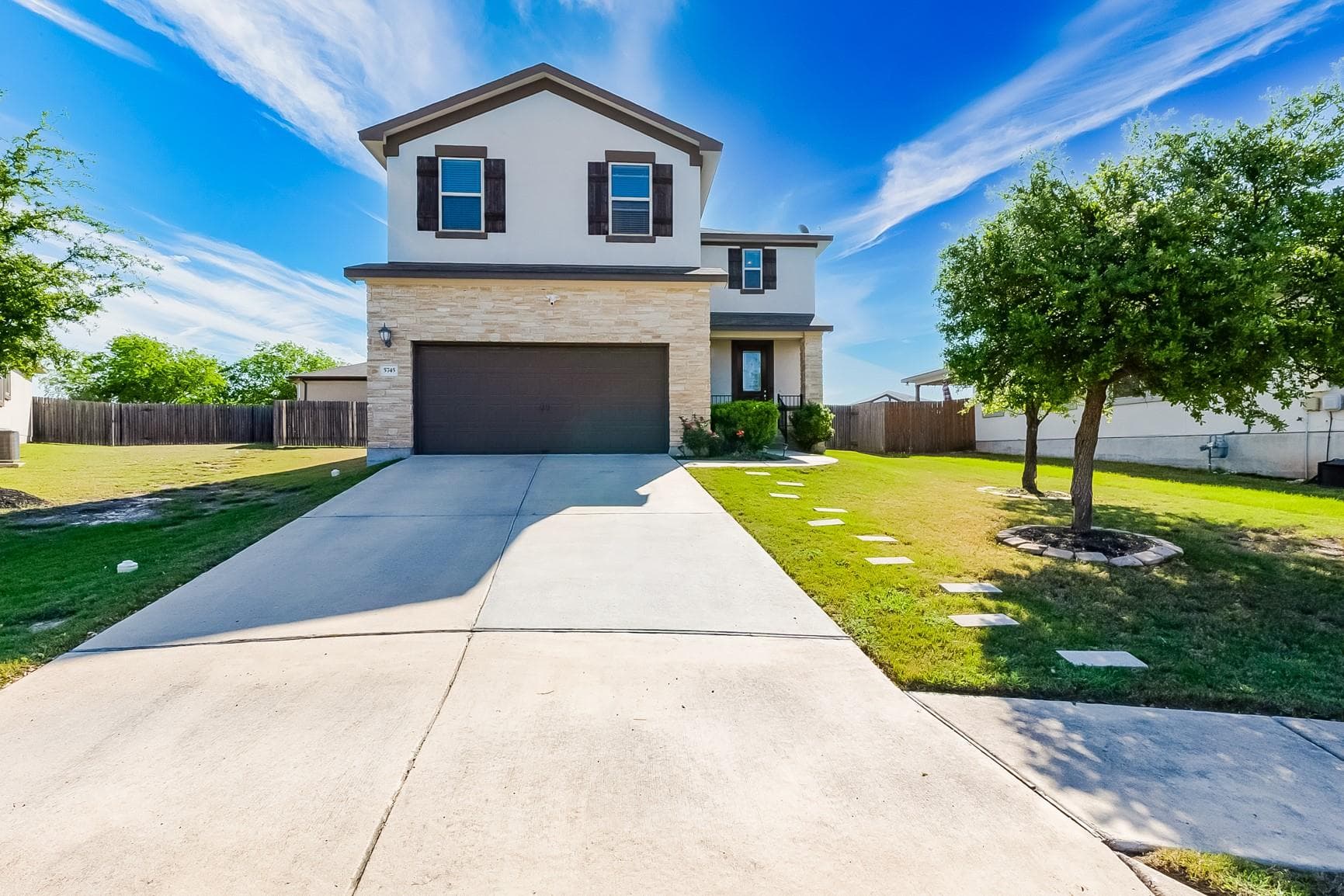 5745  Porano Cir