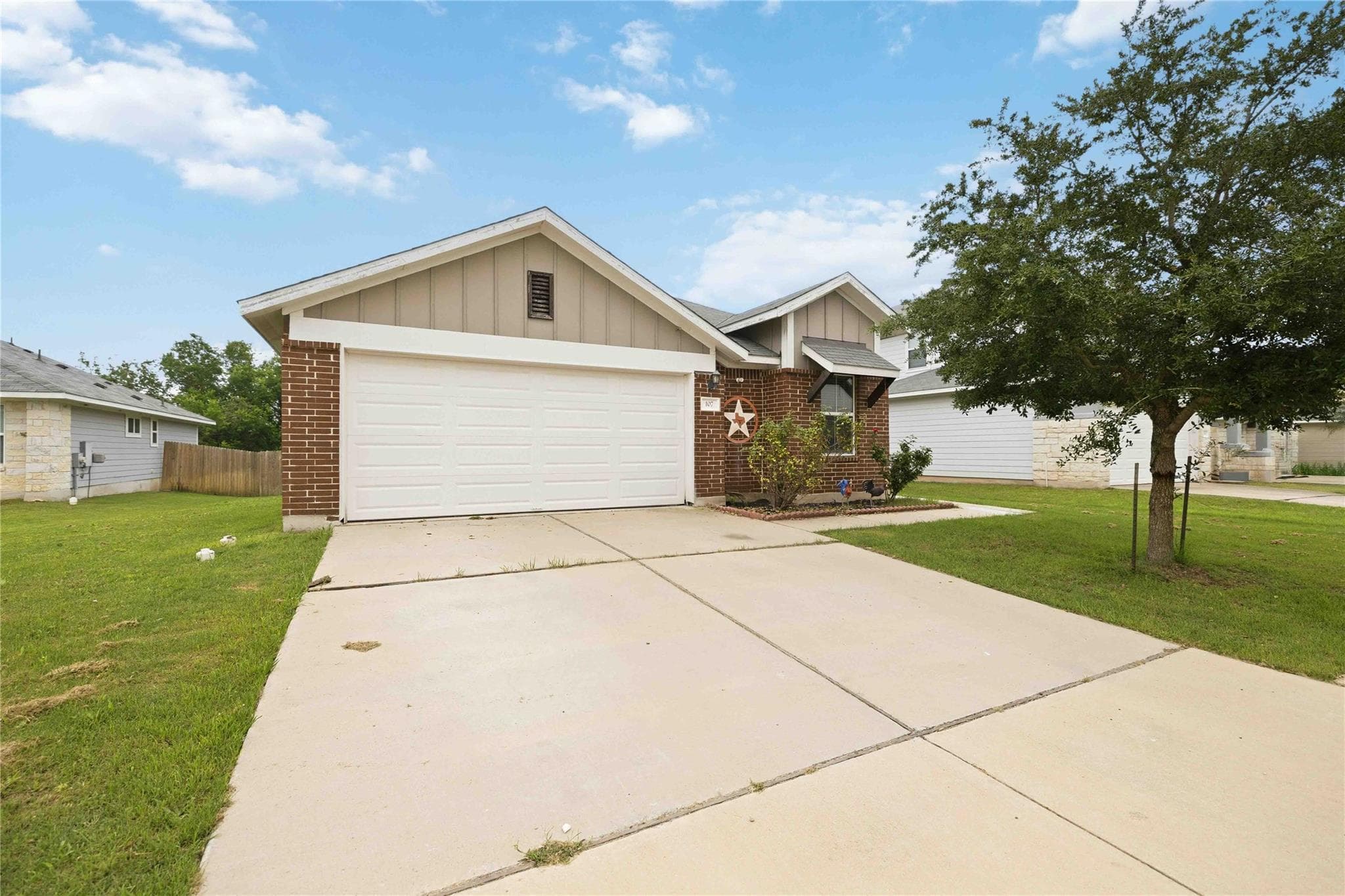 107  Saranac Dr