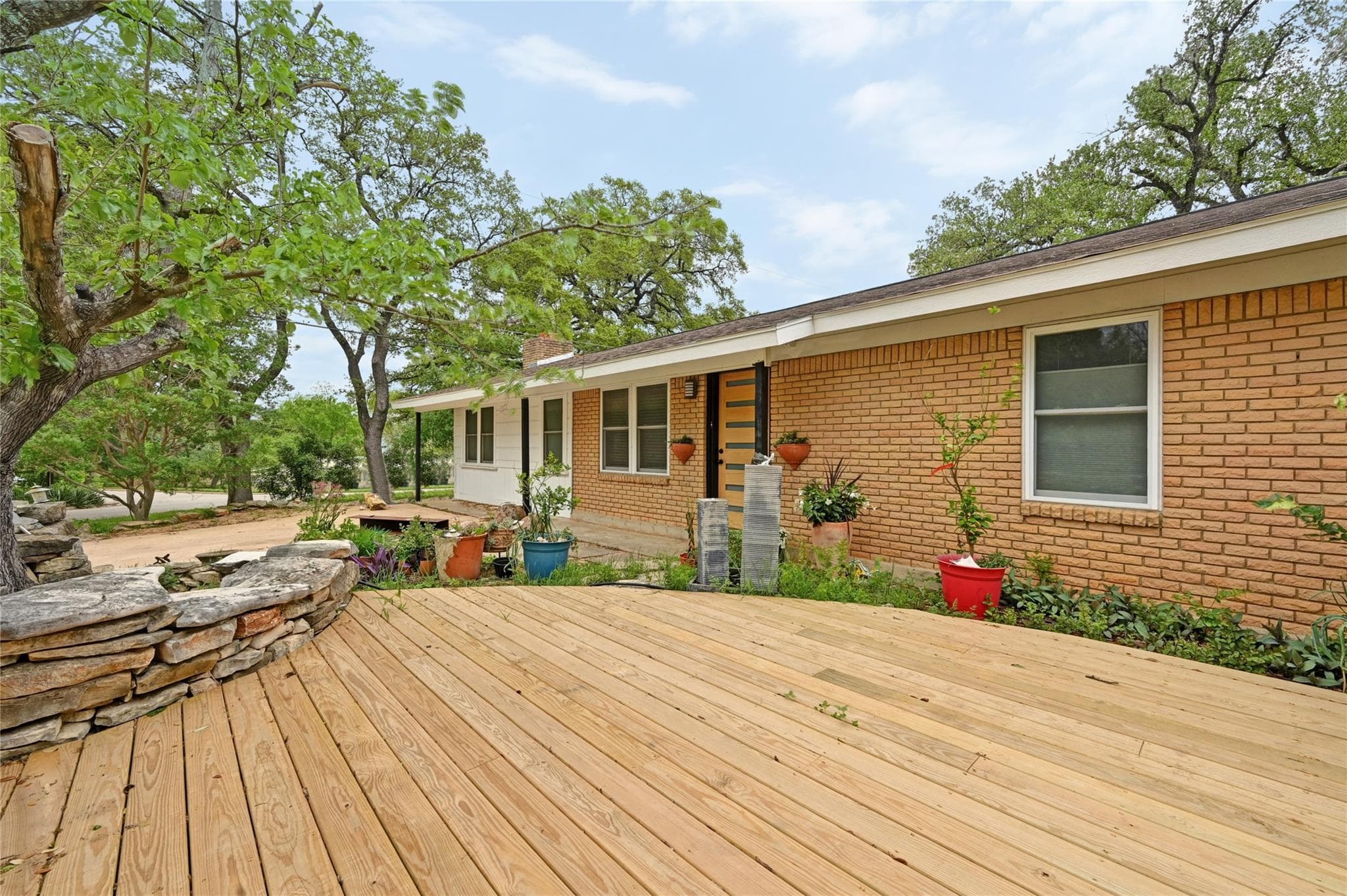 4505  Dudley Dr