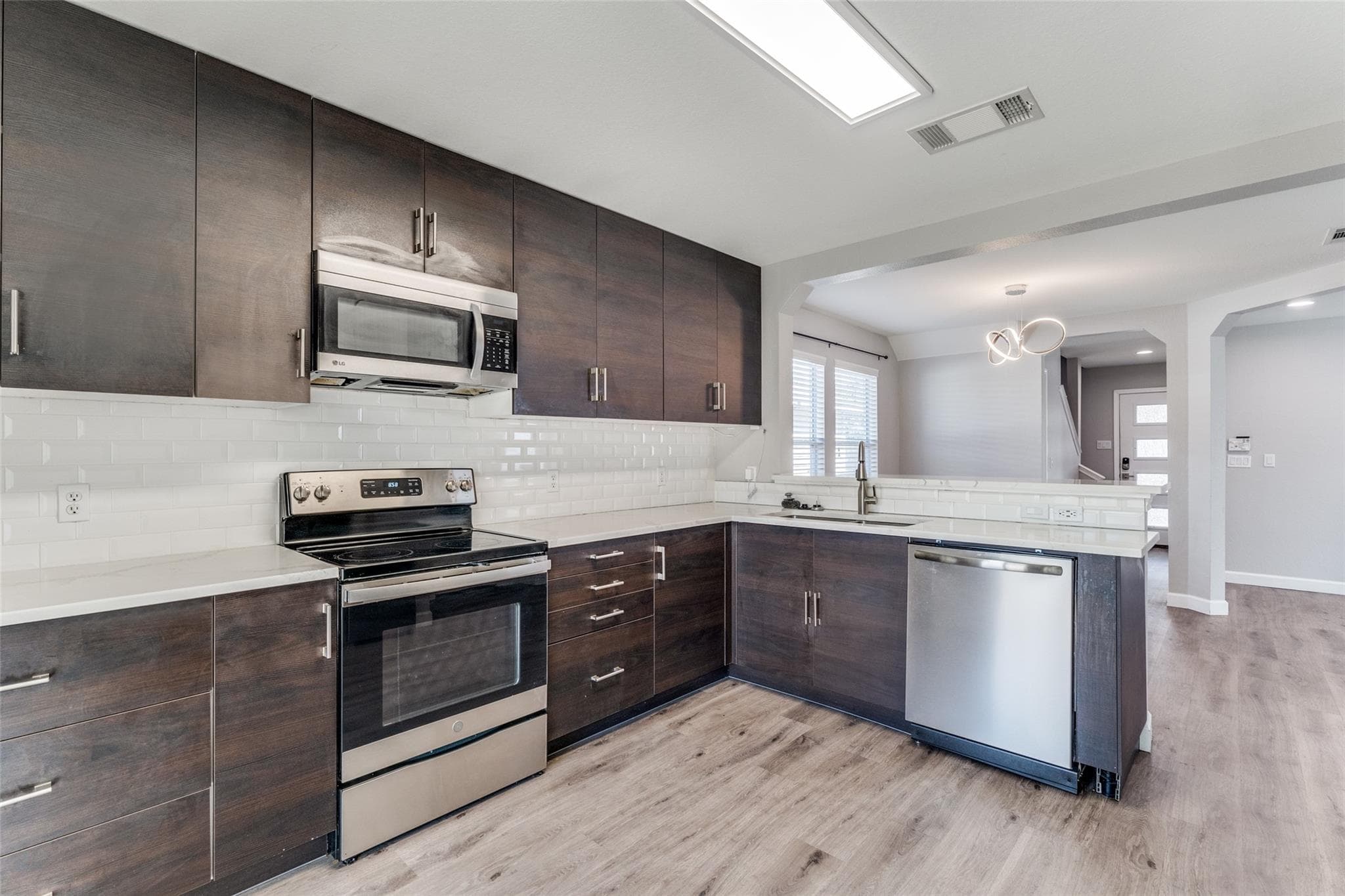 1408  Poppy Seed Ln