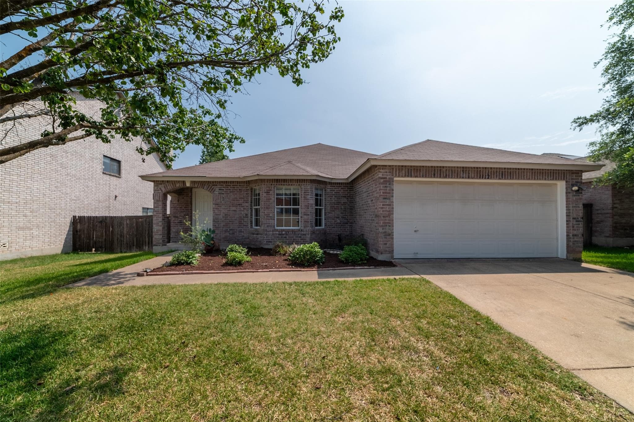 1112  Van Horn Way