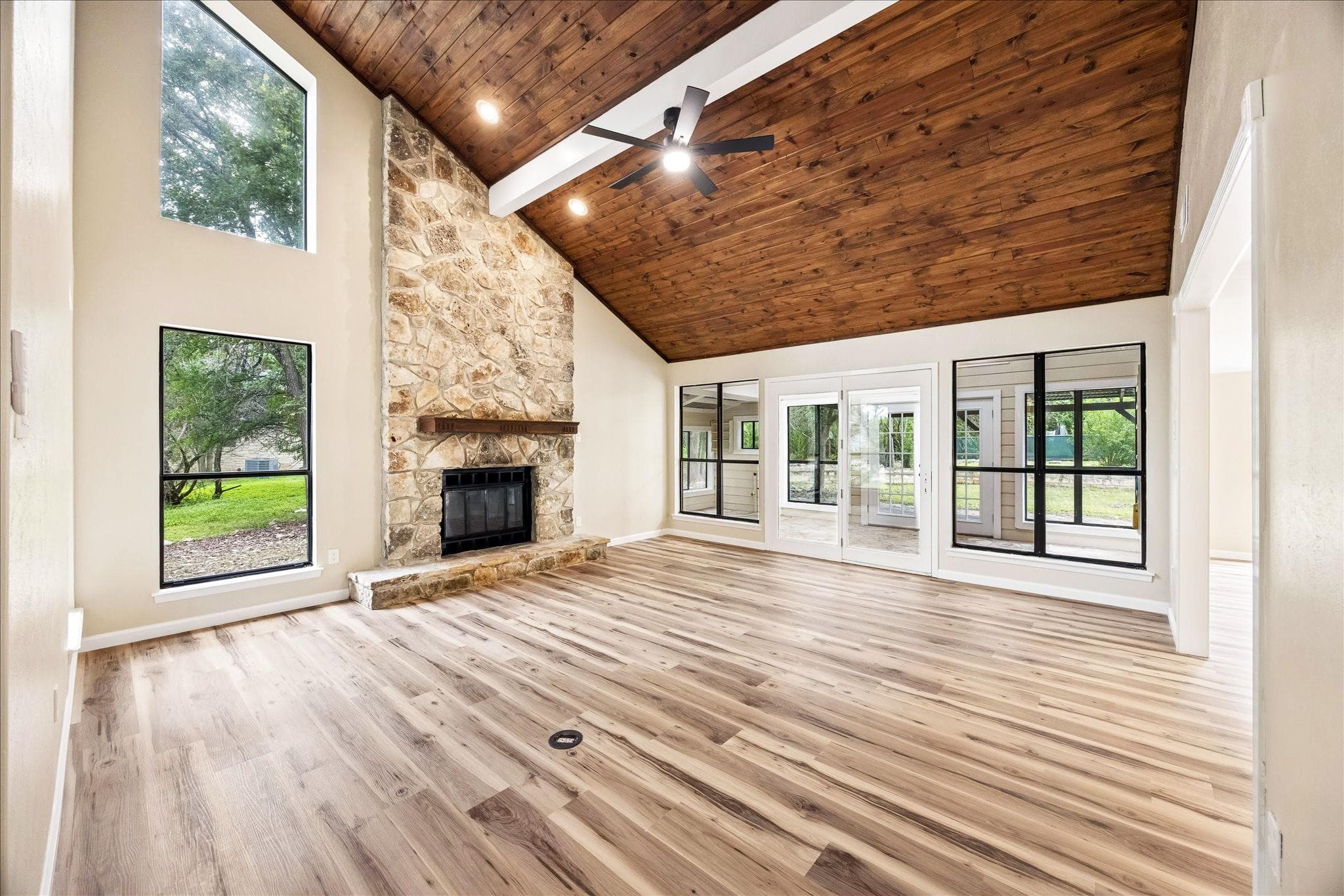 50  Palmer Ln