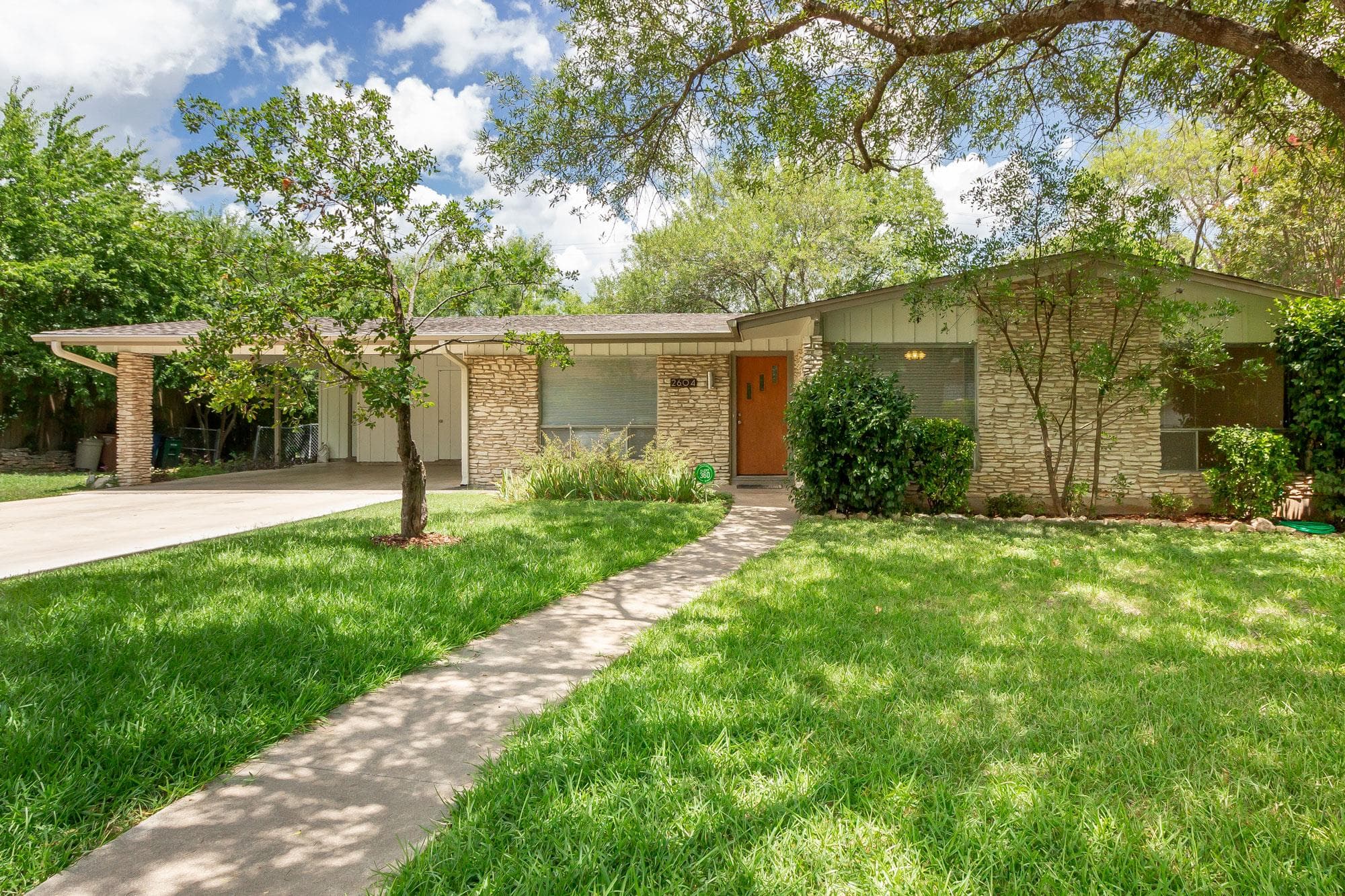2604  Rock Terrace Dr