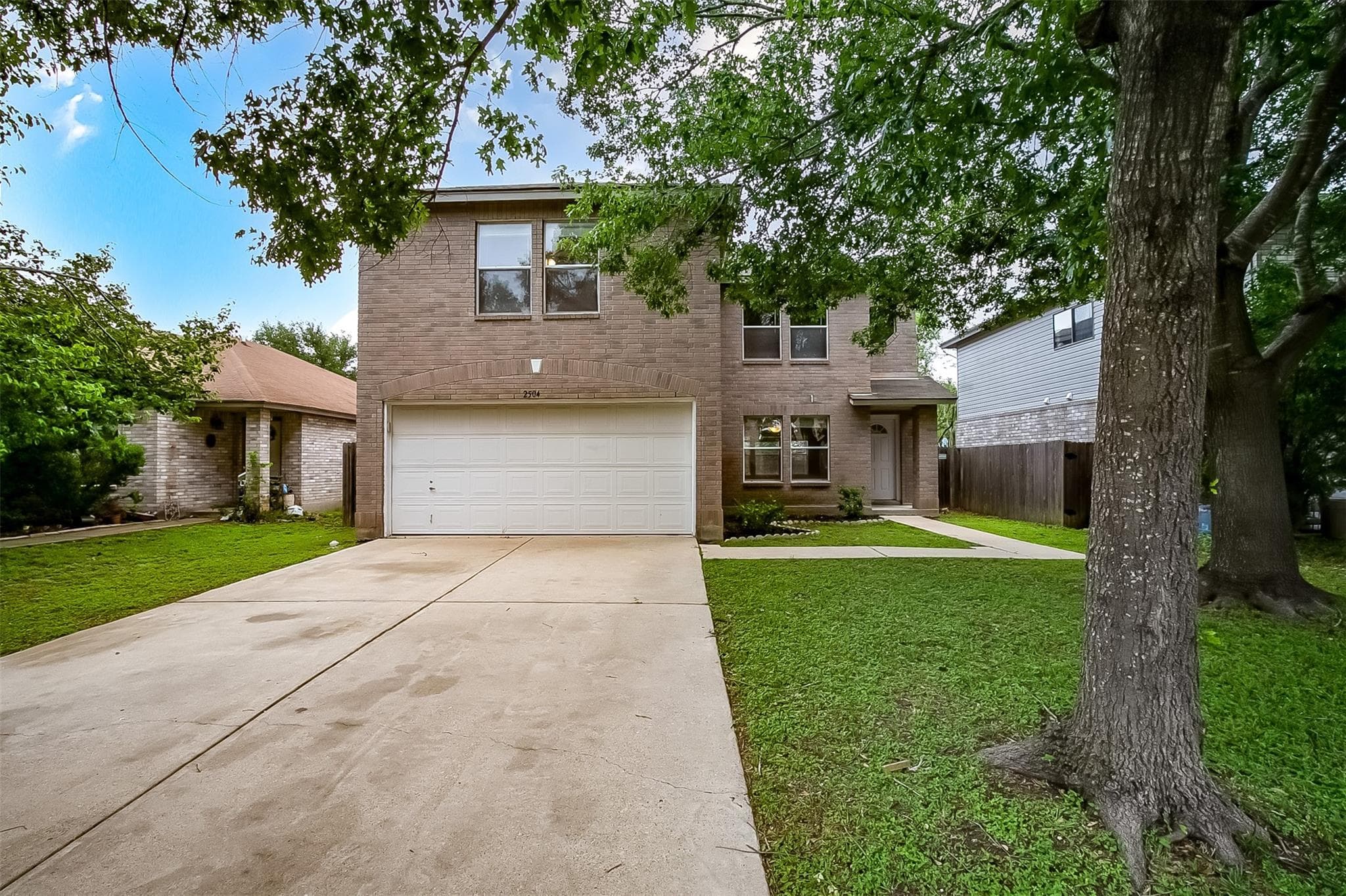 2504  Byfield Dr