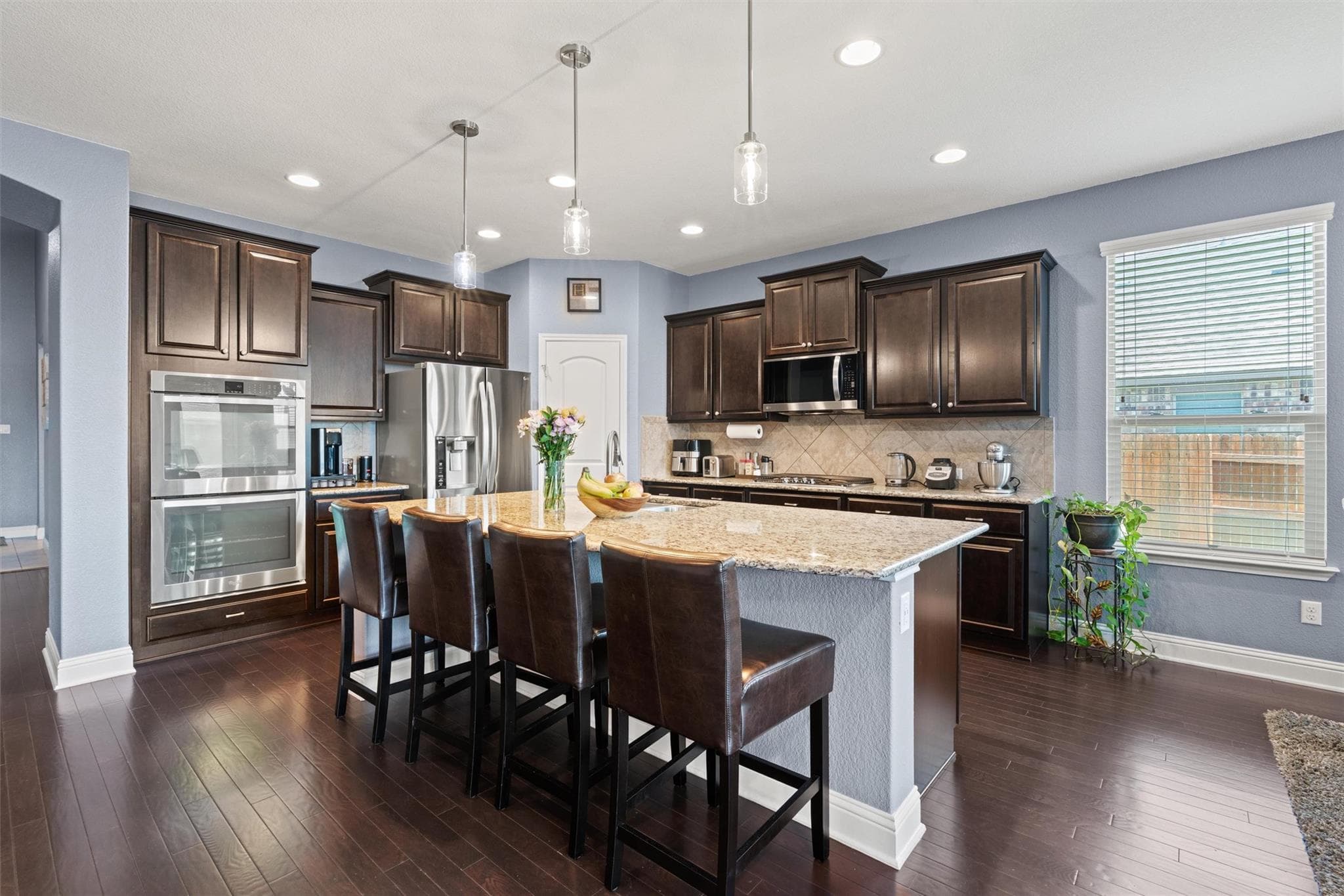 3504  Esperanza Dr