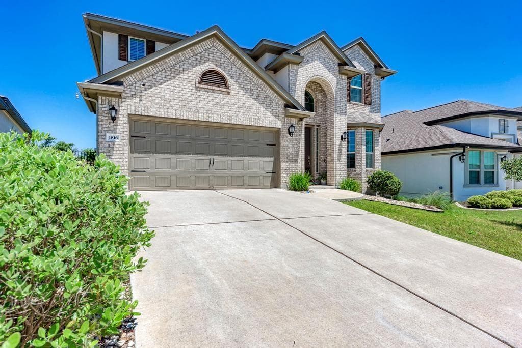 1816  Ficuzza Way