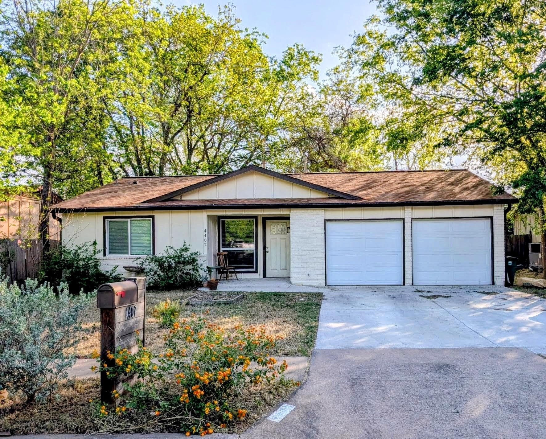 4407  Dovewood Dr