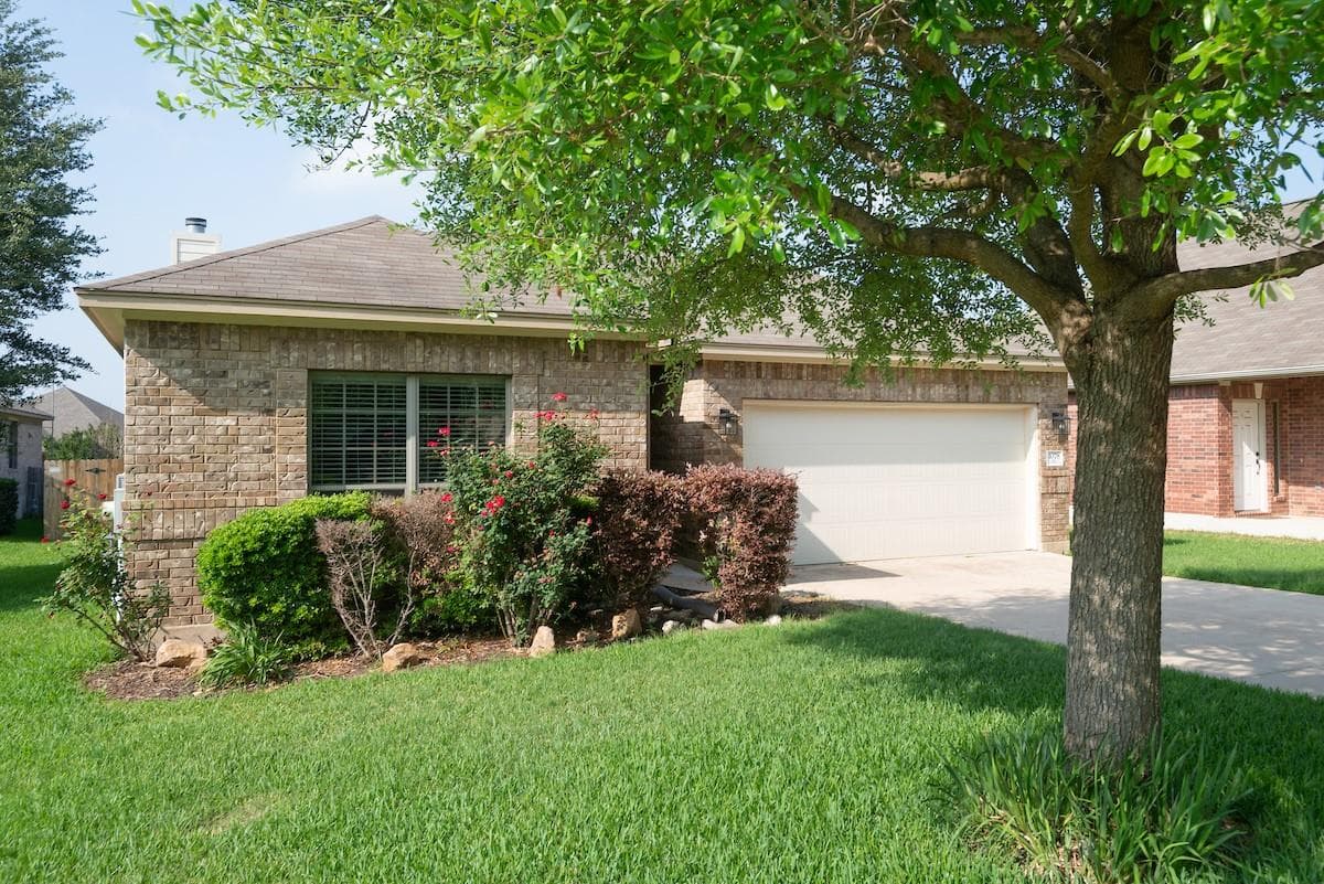 1078  Sussex Way