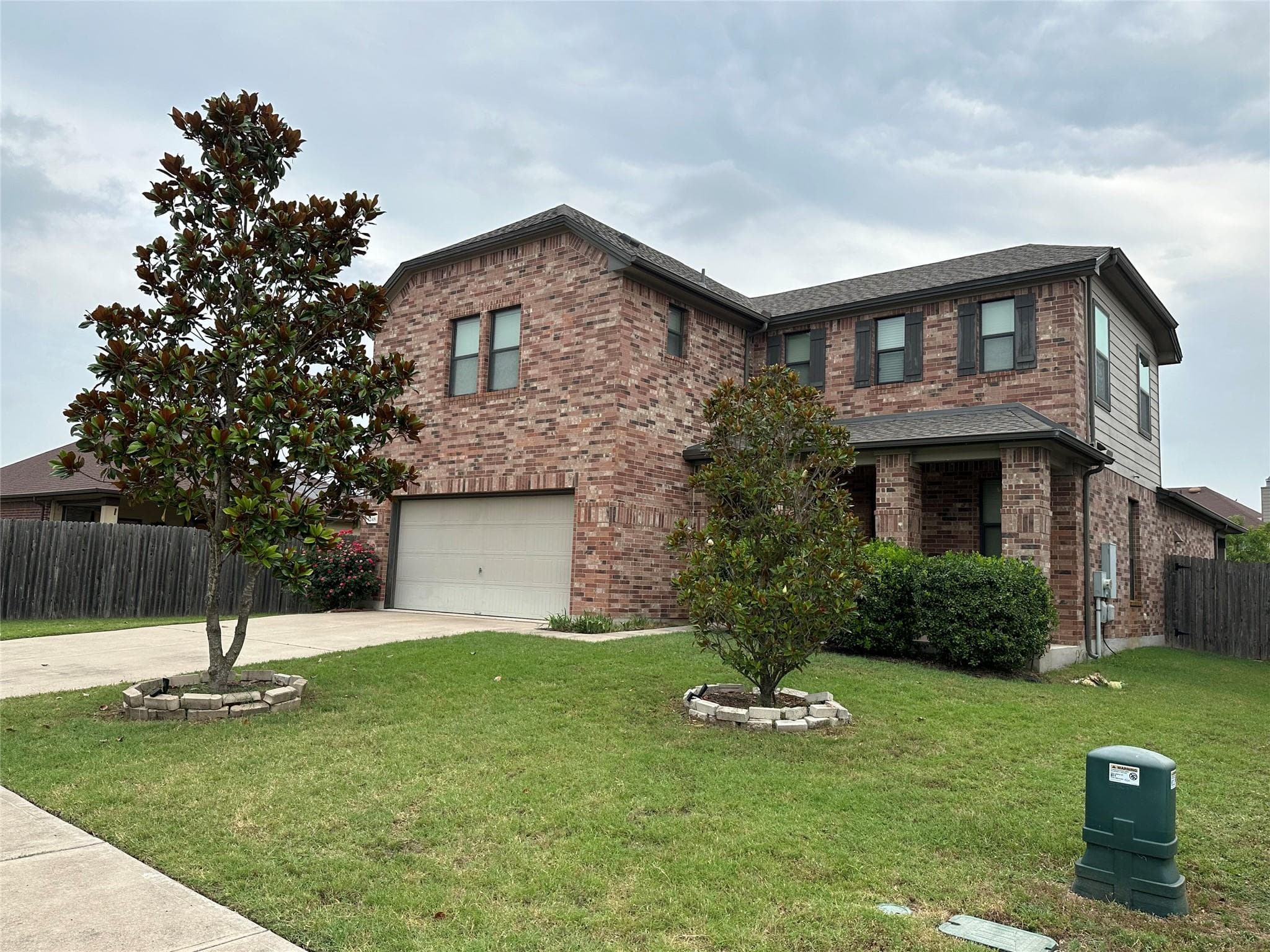 1248  Hyde Park Dr