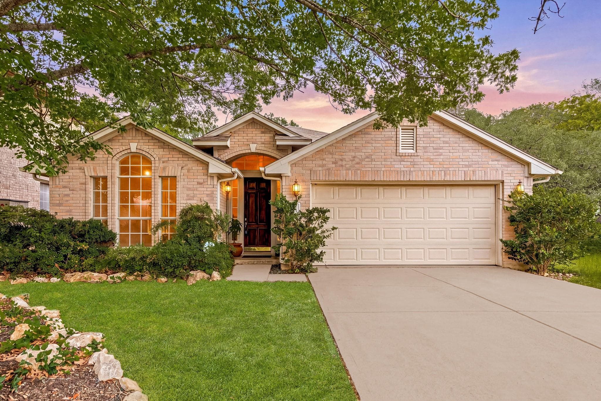 2704  Winding Brook Dr