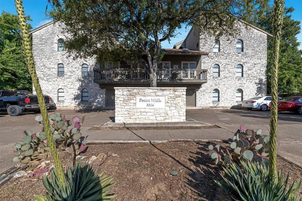 3506  Speedway Blvd  #103